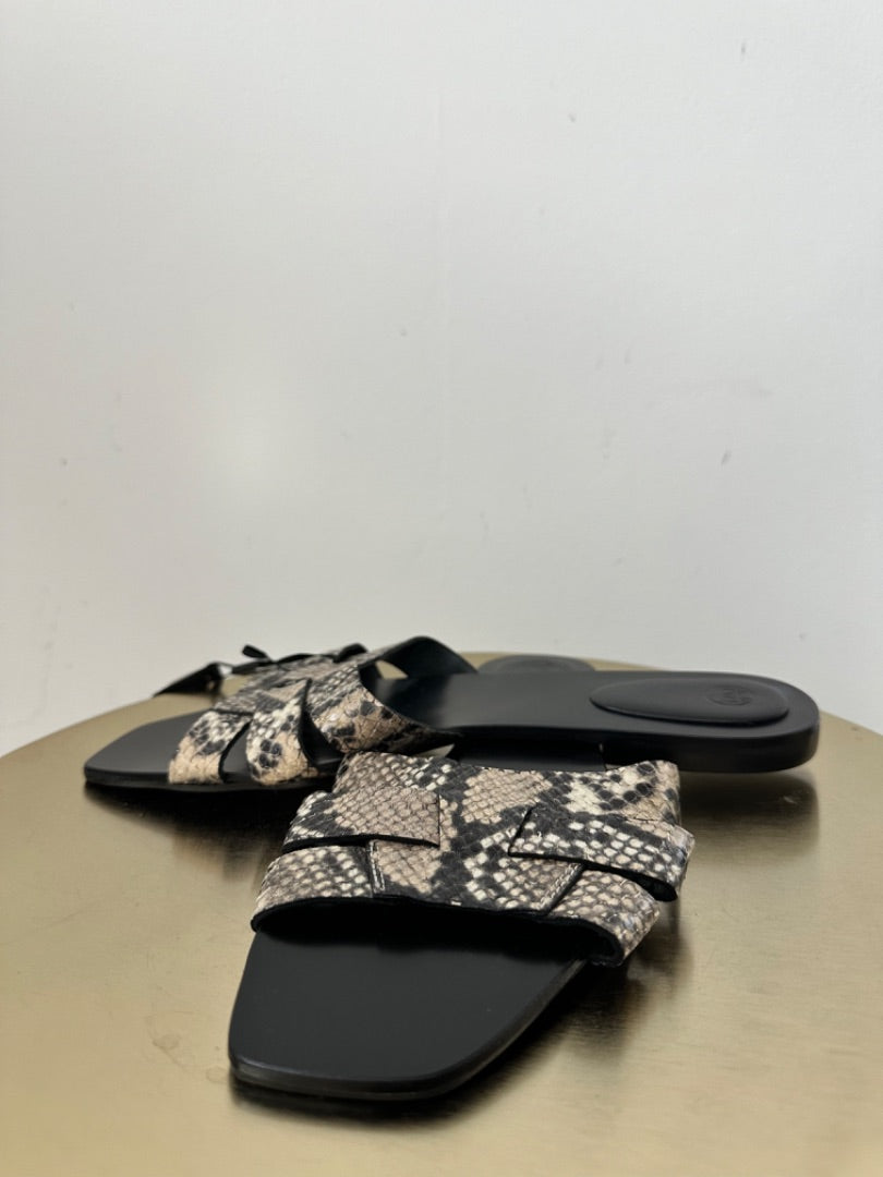 Massimo Dutti Black Flat slides, Size 41