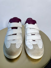 Load image into Gallery viewer, Isabel Marant White Leather trainers, Size 38
