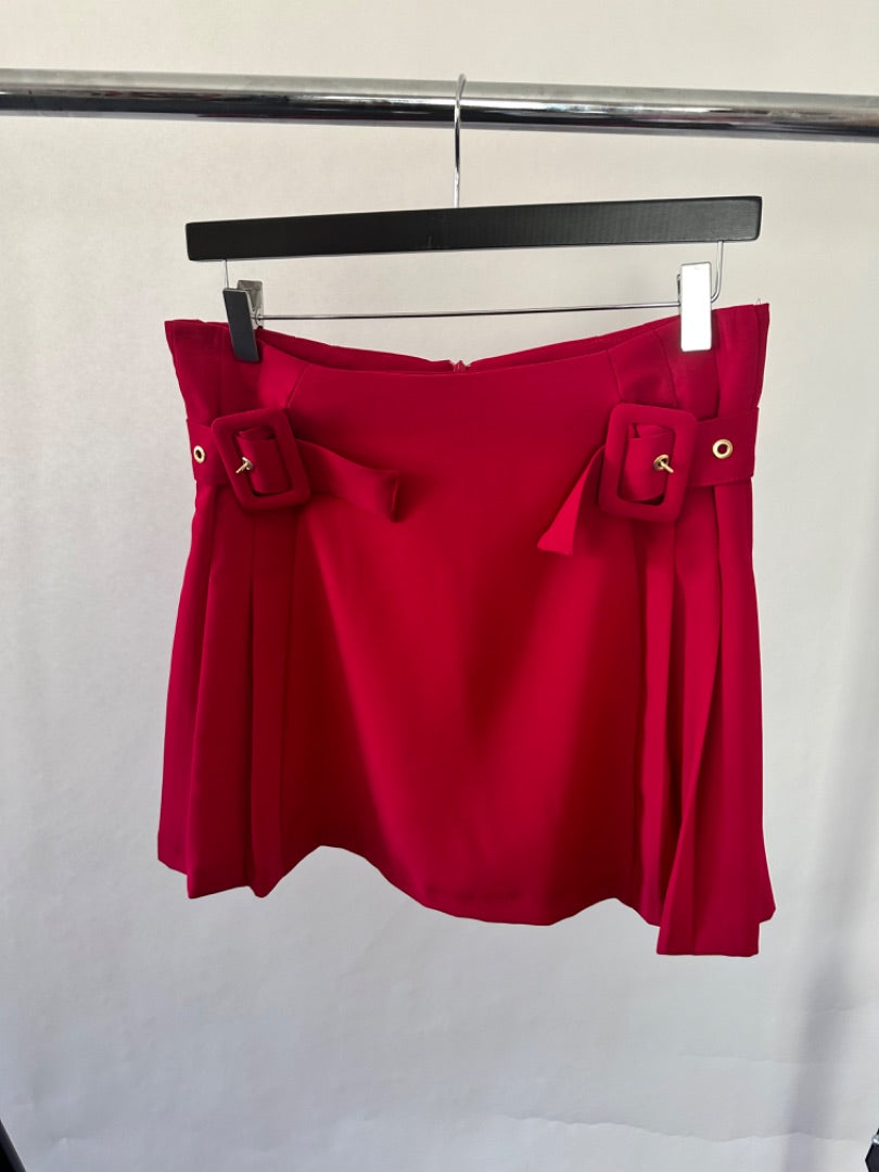 Zara Raspberry Belted mini skirt, Size Medium