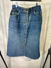 Load image into Gallery viewer, lee cooper blue denim skirt, Size medium
