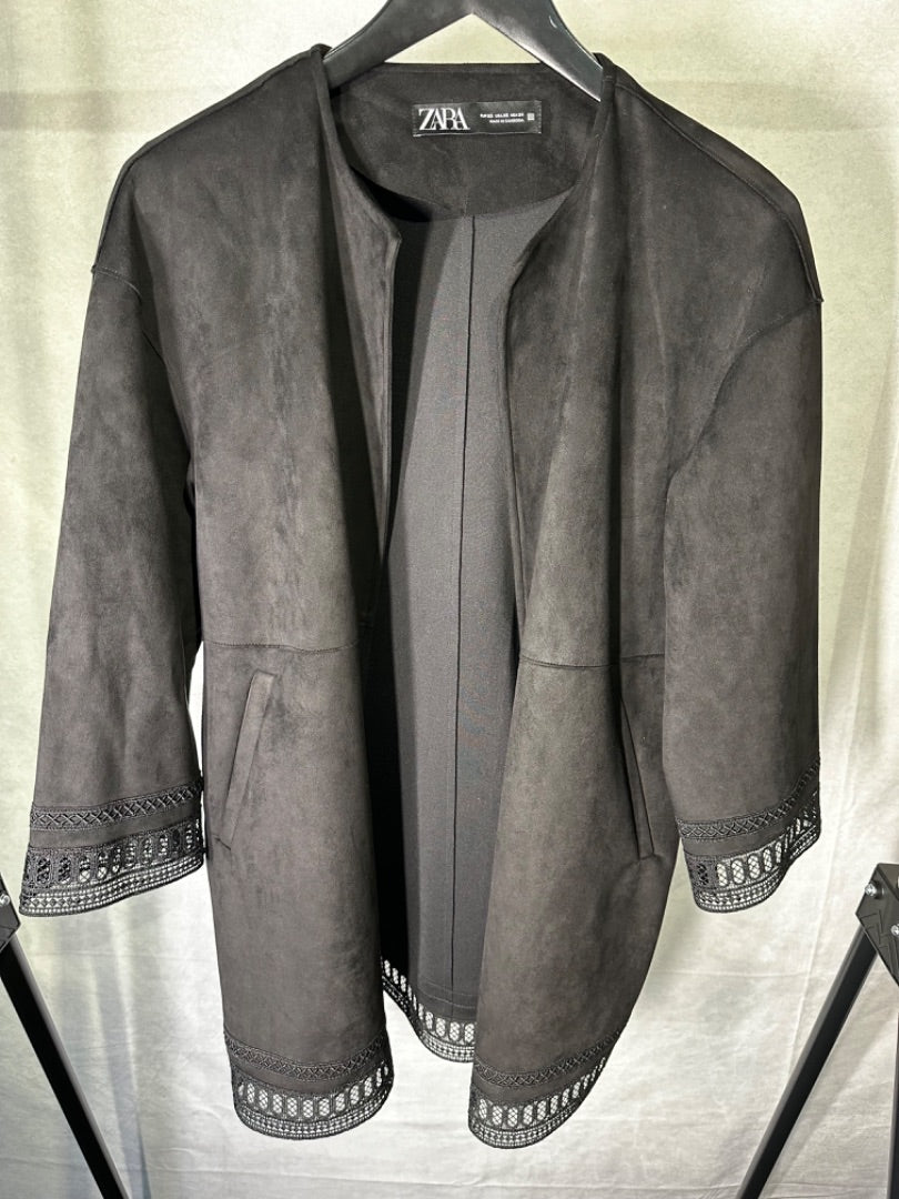 zara black faux suede jacket, Size xs