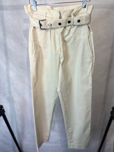 Load image into Gallery viewer, Brunello cucinelli Cream Cotton belted trousers, Size US4
