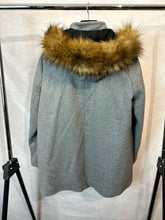 Load image into Gallery viewer, zara grey 3/4 coat with fur hood, Size XL
