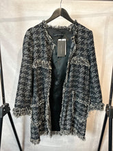 Load image into Gallery viewer, zara black Tweed houndstooth coat, Size large
