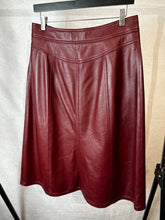 Load image into Gallery viewer, wyse london Burgundy Leather button through skirt, Size 3
