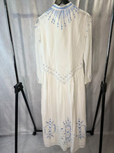 Load image into Gallery viewer, talitha ivory embroidered maxi dress, Size small
