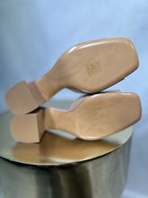 Load image into Gallery viewer, Valentino Nude Patent mules, Size 37
