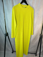 Load image into Gallery viewer, whistles lime ribbed sweater dress, Size medium
