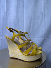 Load image into Gallery viewer, LK Bennett Yellow Patent wedges, Size 40
