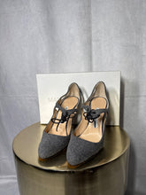 Load image into Gallery viewer, Manolo Blahnik Grey Flannel tie stiletto heels, Size 38.5
