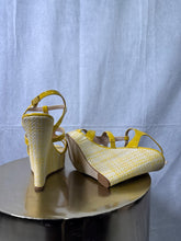 Load image into Gallery viewer, LK Bennett Yellow Patent wedges, Size 40
