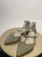 Load image into Gallery viewer, Boden Sage suede sandal, Size 40
