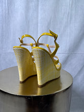 Load image into Gallery viewer, LK Bennett Yellow Patent wedges, Size 40
